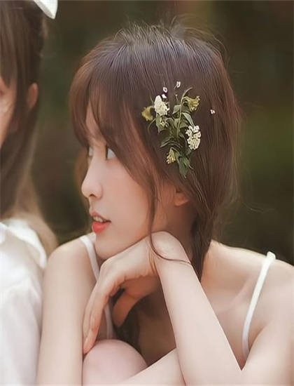 《夏夜十点半》象征隐喻解析：符号意义与深层寓意探讨，制作特辑